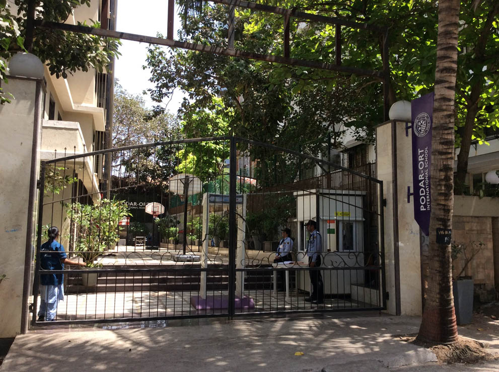 schoolbuilding