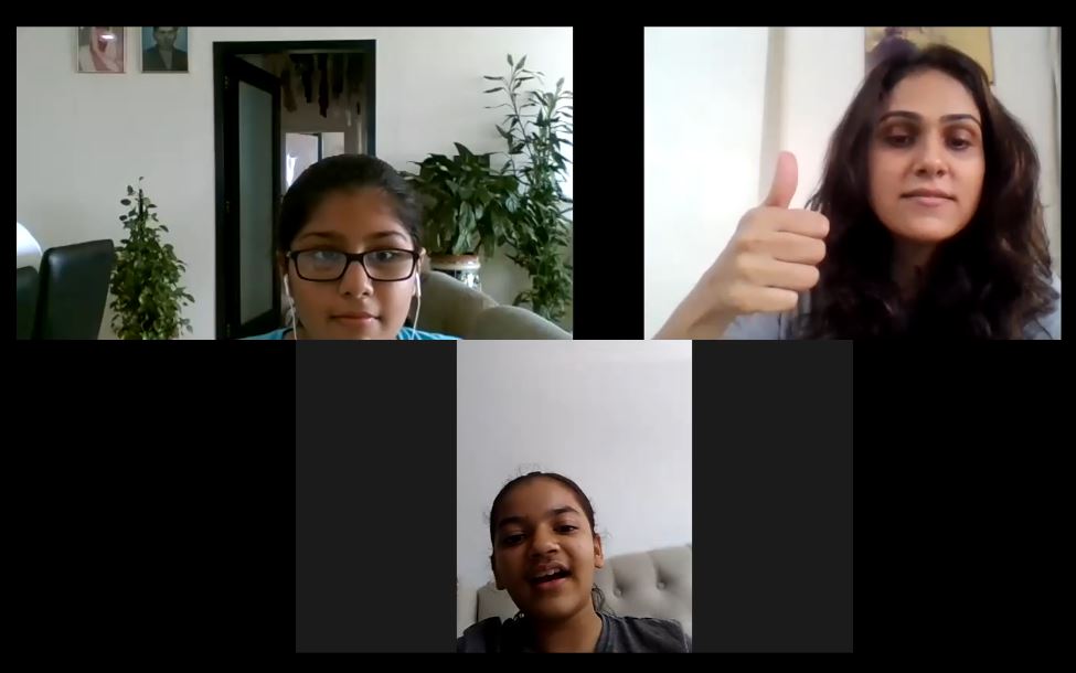 Aaliyah presenting her social media exhibition over video call